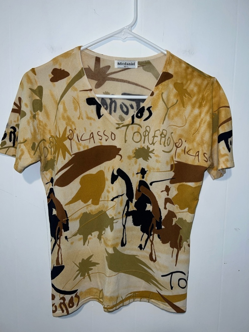 Micdaniel V-Neck Abstract Picasso Bullfighting Scene Size M/L 0417263